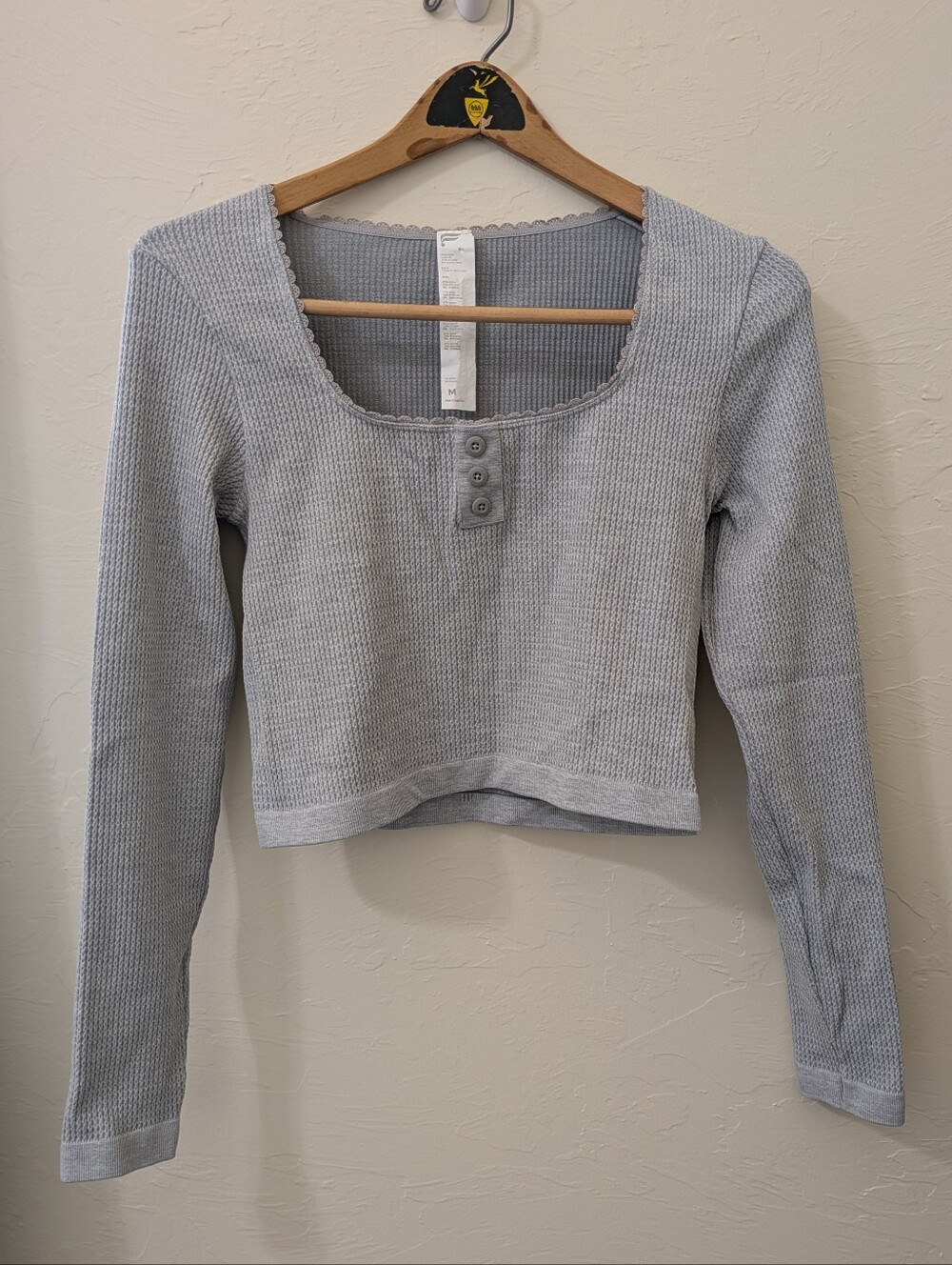 Women's Light Gray Waffle Knit Scoop Neck Cropped Long Sleeve Top